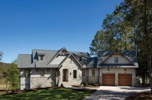 208A Lake Pointe Drive, Gainesville, GA 30506