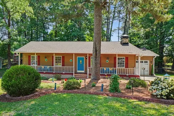 160 Ember Court, Fairburn, GA 30213