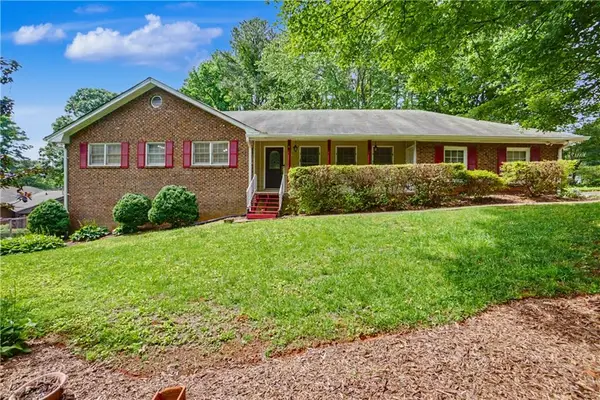 391 Beaumont Drive, Stone Mountain, GA 30087