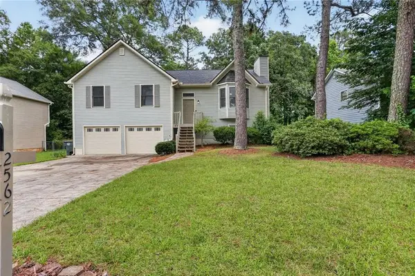 2562 Kennesaw Springs Court, Kennesaw, GA 30144