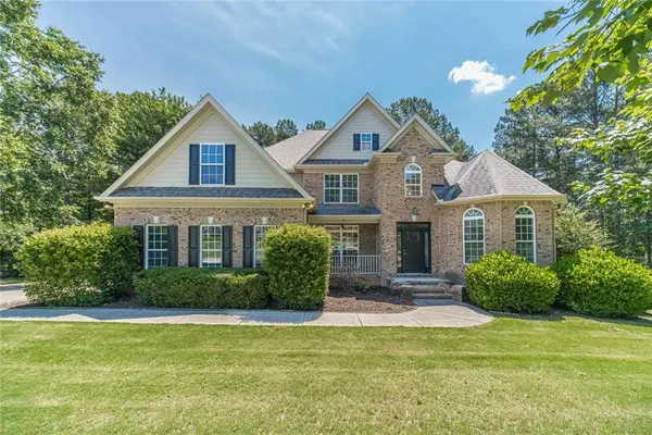 1641 White Oak Cove, Loganville, GA 30052