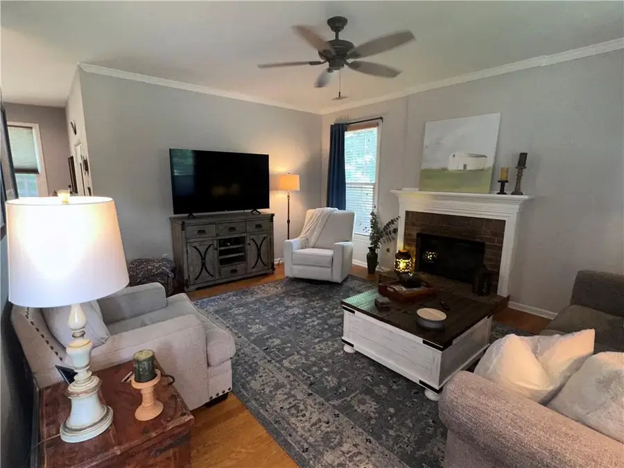 2050 Winthrope Commons, Alpharetta, GA 30009 - #2