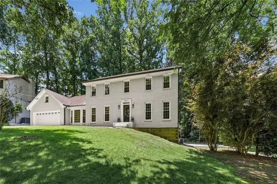 1511 Summerset Drive, Dunwoody, GA 30338 - #2