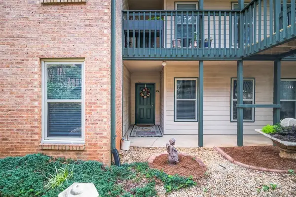 204 Brittany Court, Duluth, GA 30096