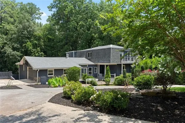 212 Kings Row, Marietta, GA 30067