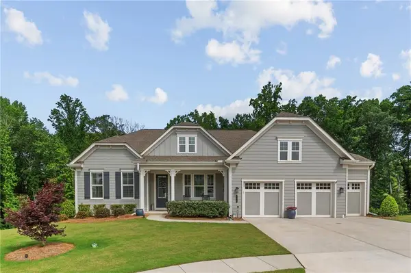 386 Kentucky Court, Hoschton, GA 30548