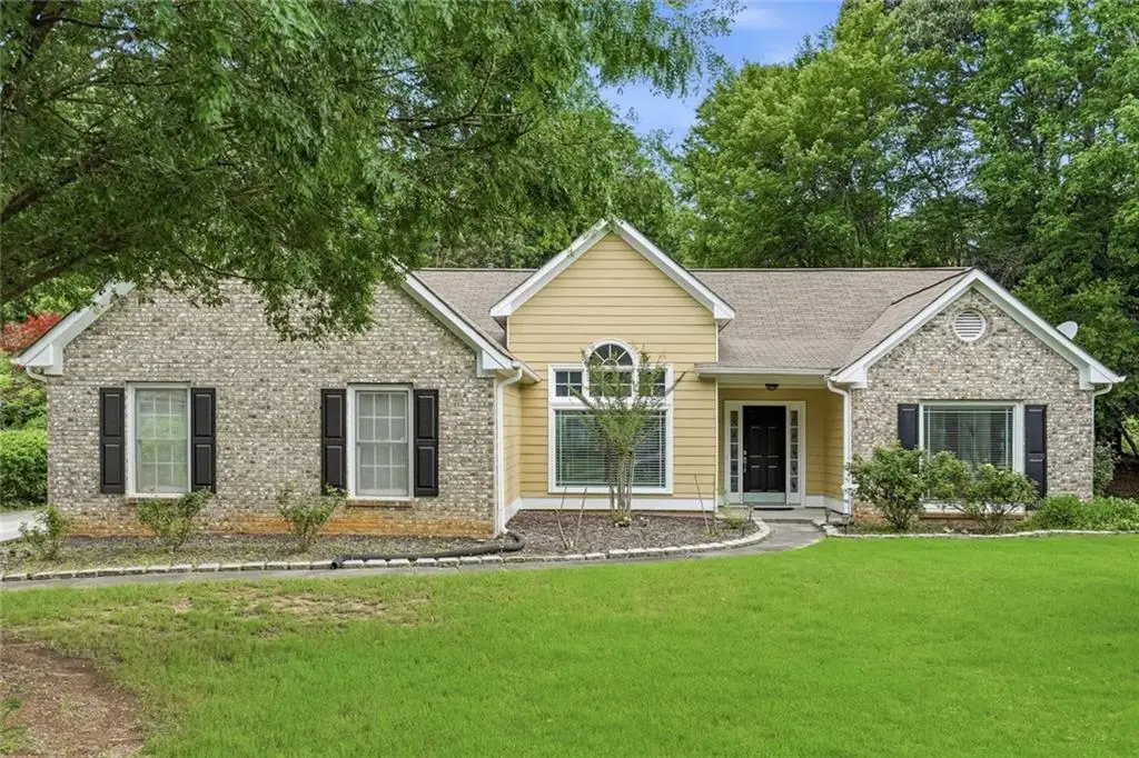 727 Eight Point Court, Suwanee, GA 30024 - #1