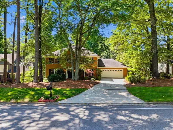 5055 Roxburgh Drive, Roswell, GA 30076