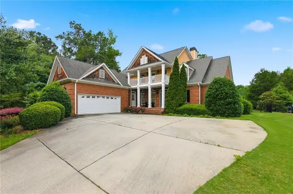 1085 Eagles Brooke Drive, Locust Grove, GA 30248