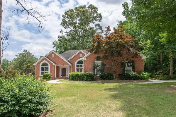 7395 Mason Falls Drive, Winston, GA 30187