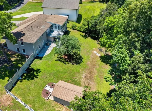 61 Hidden Court Se, Mableton, GA 30126