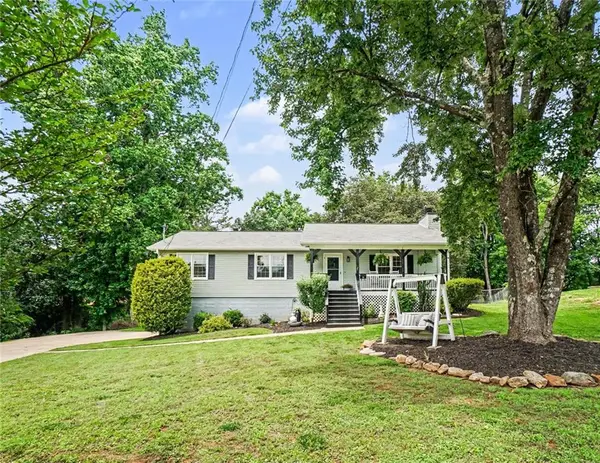 404 Hill Crest Court, Woodstock, GA 30188