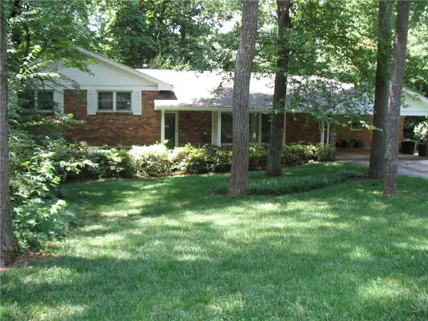 2281 Midvale Circle, Tucker, GA 30084