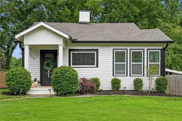 250 Cole Street Ne, Marietta, GA 30060