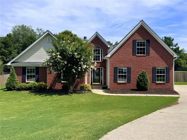 3081 Michelle Lee Drive, Dacula, GA 30019