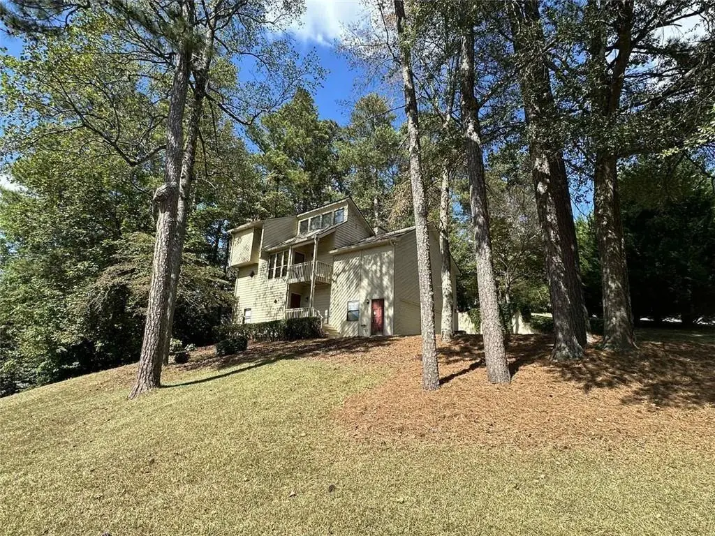 340 Farm Path, Roswell, GA 30075 - #1