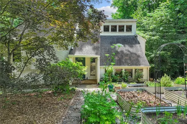 2802 Field Creek Court Ne, Marietta, GA 30062