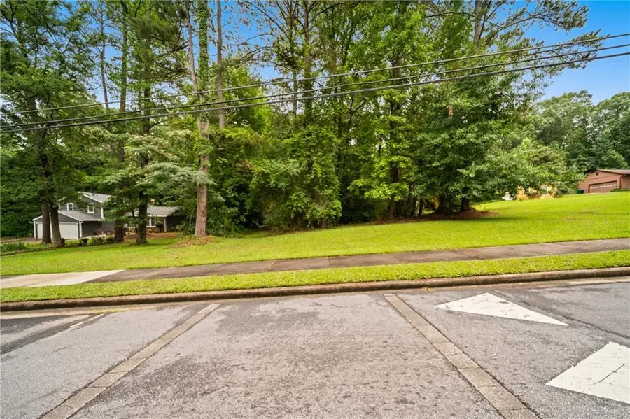 3570 Burlingham Drive, Lithonia, GA 30038 - #2