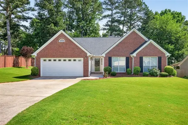 1587 Heartwood Drive, Lawrenceville, GA 30043