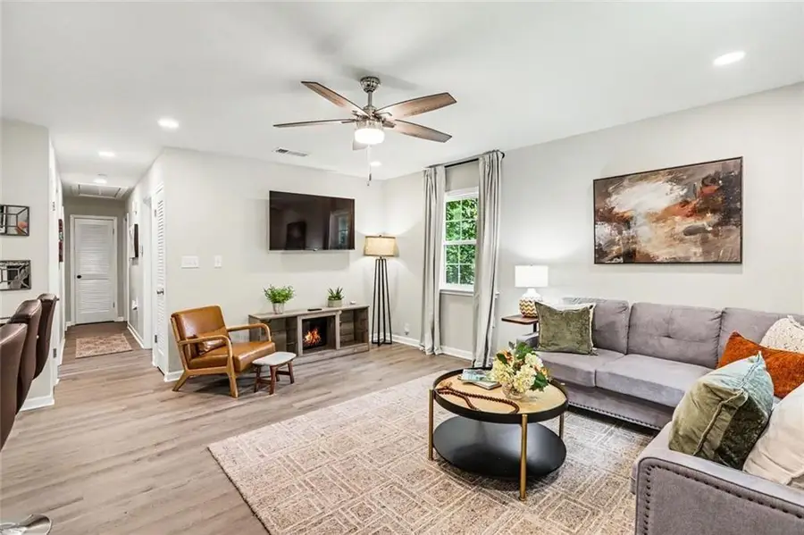 2060 Westwood Avenue Sw, Atlanta, GA 30310 - #3