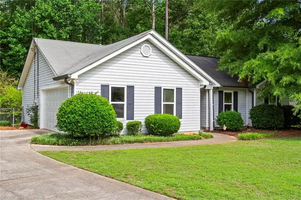 163 Nicki Court, Hampton, GA 30228
