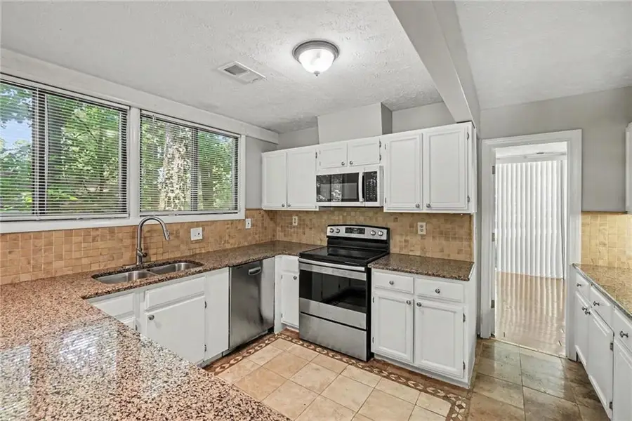 350 Willow Glenn Court Ne, Marietta, GA 30068 - #3
