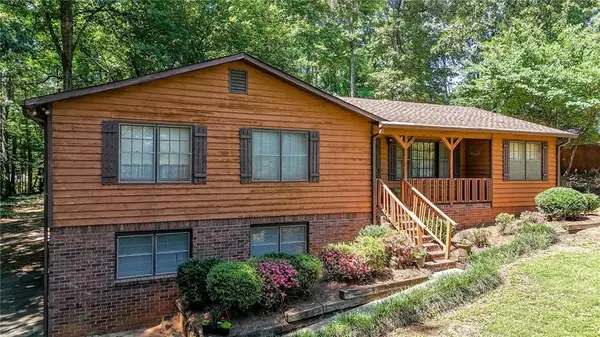 328 Lake Forest Drive, Acworth, GA 30102