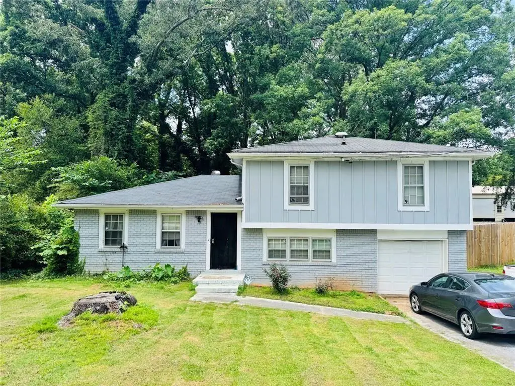 521 Navarre Drive, Stone Mountain, GA 30087 - #1