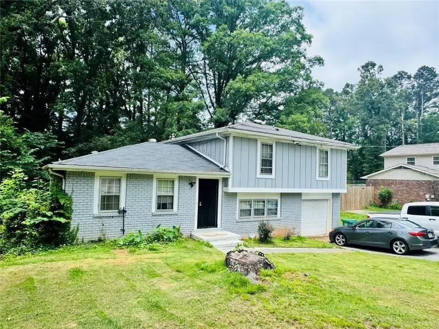 521 Navarre Drive, Stone Mountain, GA 30087 - #2