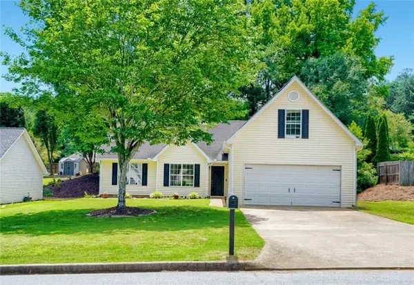 633 Effie Drive, Lawrenceville, GA 30045