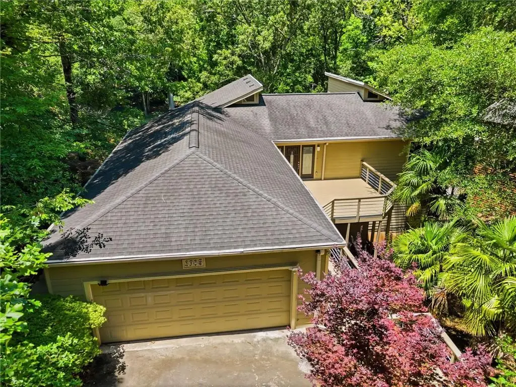 3985 Loch Highland Pass Ne, Roswell, GA 30075 - #1