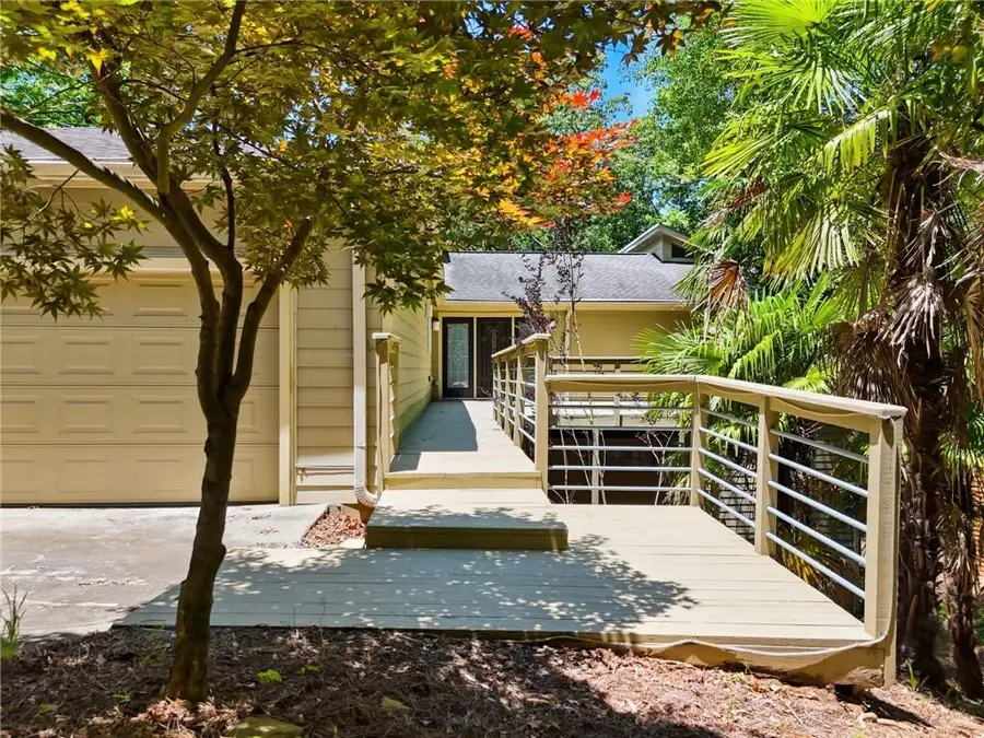 3985 Loch Highland Pass Ne, Roswell, GA 30075 - #2