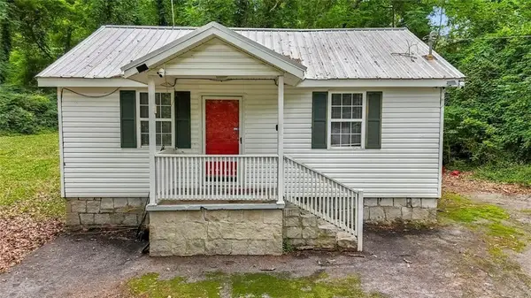 281 Valley Lake Drive, Stone Mountain, GA 30087