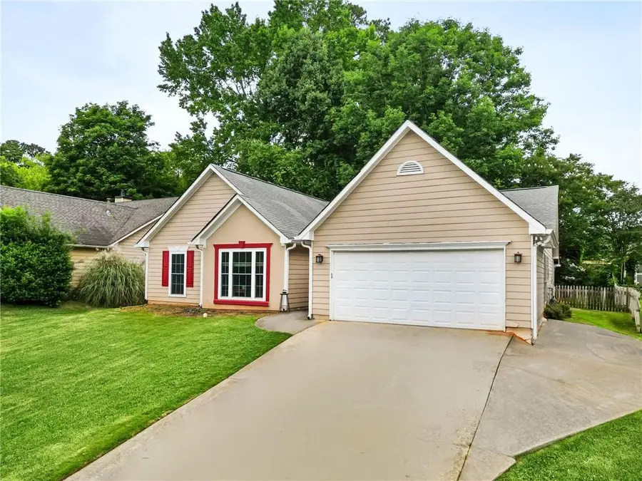 255 Paris Drive, Lawrenceville, GA 30043 - #2