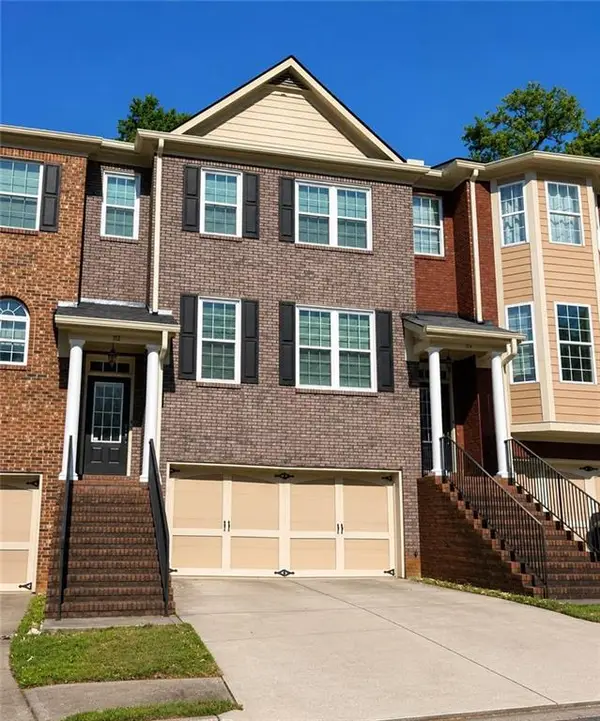 112 Village Lane, Villa Rica, GA 30180