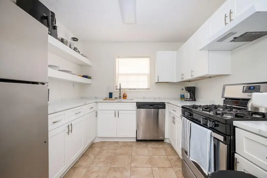 208 Natchez Trace, Atlanta, GA 30350 - #2