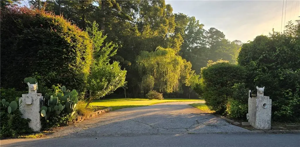 2742 Cliffview Drive Sw, Lilburn, GA 30047 - #1