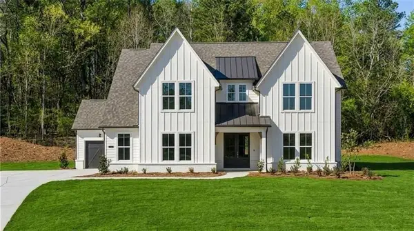 8320 Creekside Overlook Drive, Gainesville, GA 30506