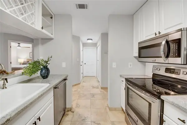 3655 Habersham Road Ne #B141, Atlanta, GA 30305