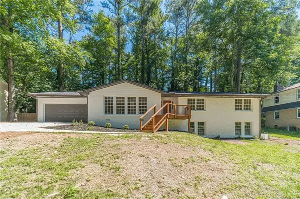 664 Hickory Ridge Road Sw, Lilburn, GA 30047