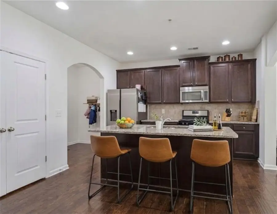 3367 Castleberry Village Circle, Cumming, GA 30040 - #3