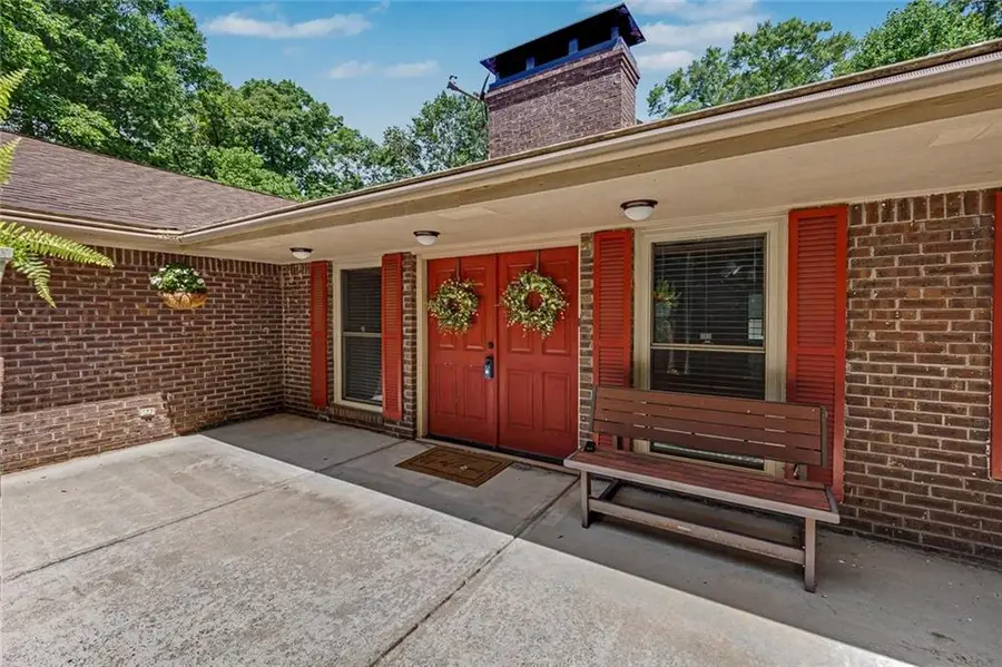124 Shadow Lake Drive Sw, Lilburn, GA 30047 - #3