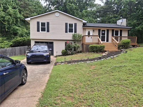 105 Elberta Drive, Newnan, GA 30265