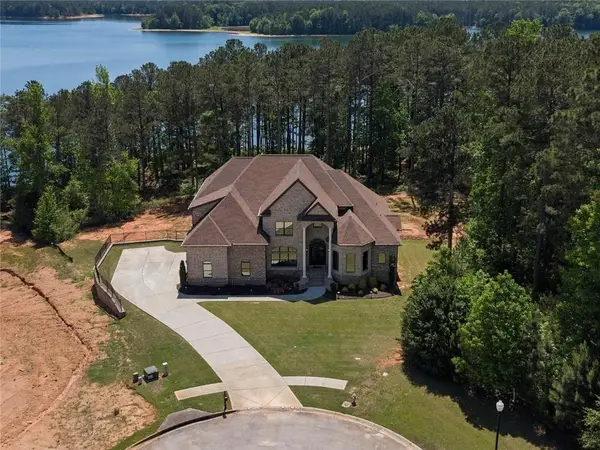 1804 Lake Pointe Circle, Locust Grove, GA 30248