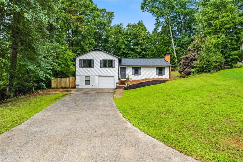 4370 Old Mabry Lane Ne, Roswell, GA 30075 - #1