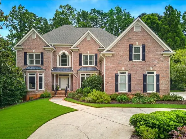 5570 Stoneleigh Drive, Suwanee, GA 30024