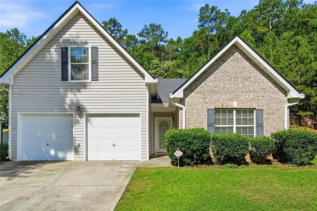 6141 Redtop Loop, Fairburn, GA 30213 - #1