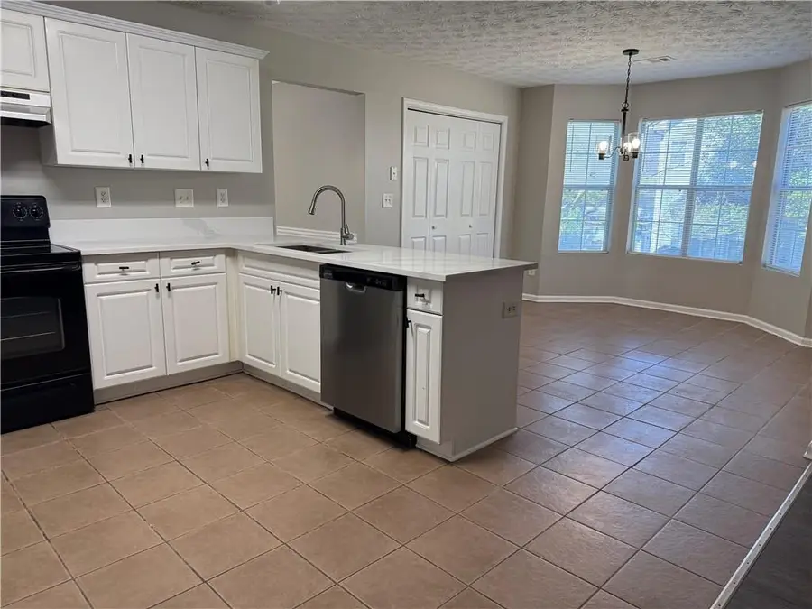 6424 Castle Court Way, Lithonia, GA 30058 - #3