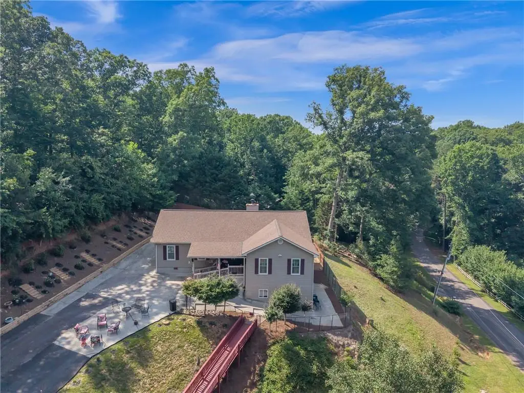3105 Navajo Circle, Gainesville, GA 30501 - #1