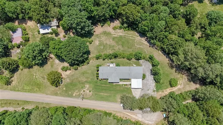 1575 Davis Road W, Fairmount, GA 30139 - #2